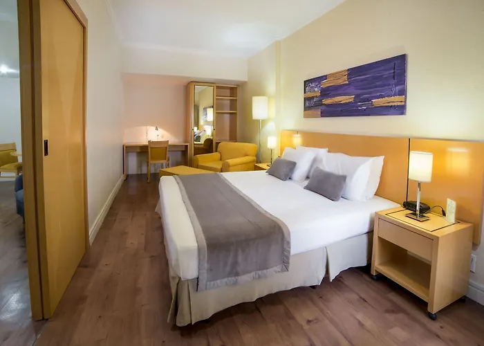 Cardum Hotel