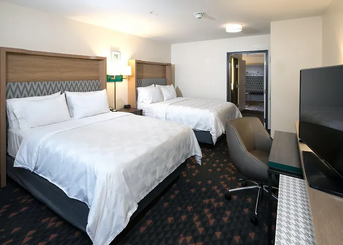 Holiday Inn Hotel & Suites - Mount Pleasant By Ihg