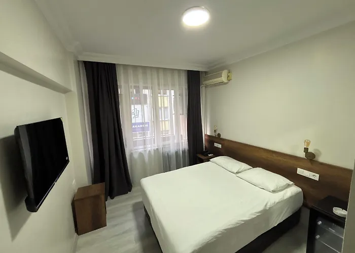 Altinnal Hotel