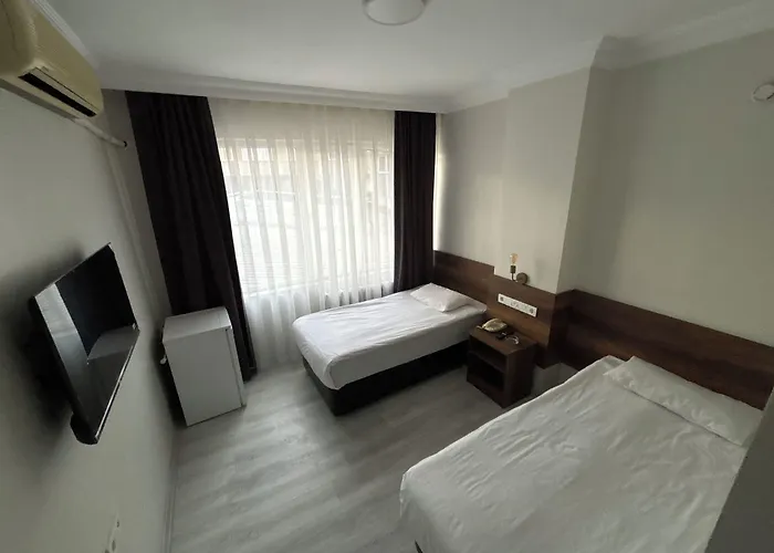 Altinnal Hotel