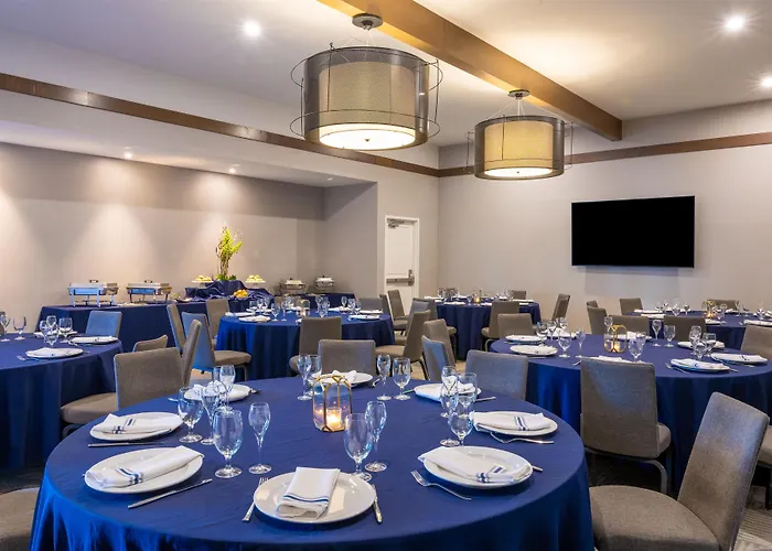 Inn At The Pier Pismo Beach, Curio Collection By Hilton