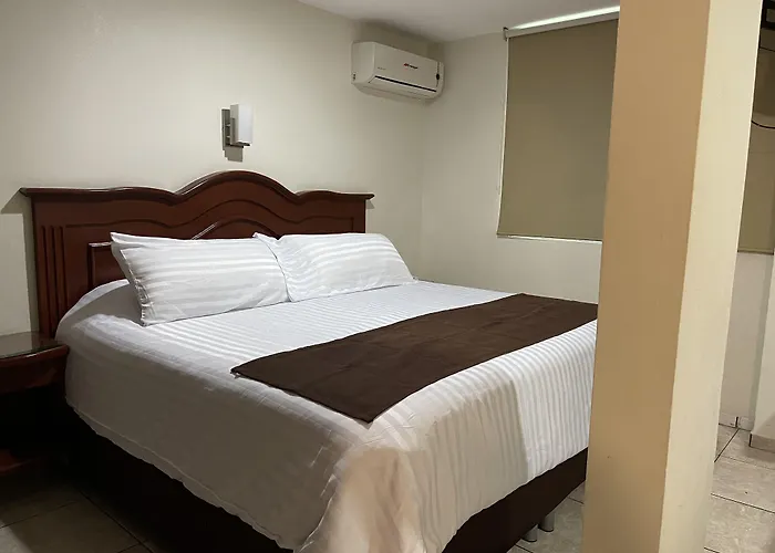 Hotel Latino