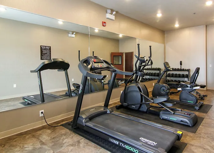 Cobblestone Inn & Suites - Menomonie/Uw-Stout