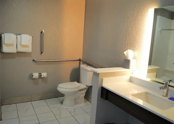 Holiday Inn Express & Suites - Columbia City By Ihg