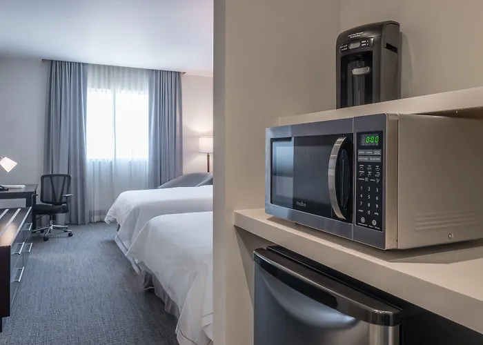 Holiday Inn Express & Suites Silao Aeropuerto Terminal By Ihg