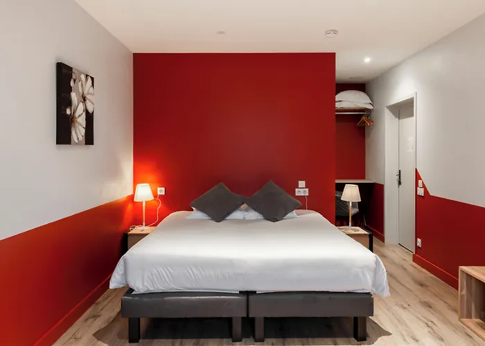 Logis Hotel-Restaurant Saint Romain Anse