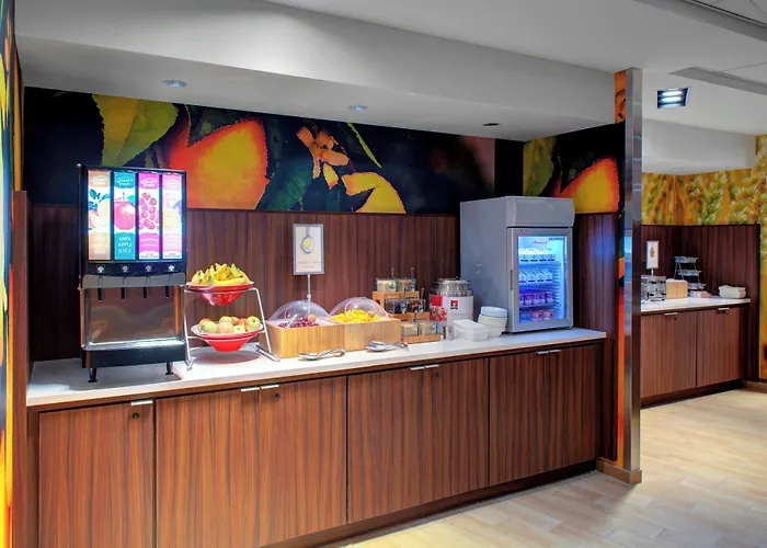 Fairfield Inn & Suites By Marriott Hollister