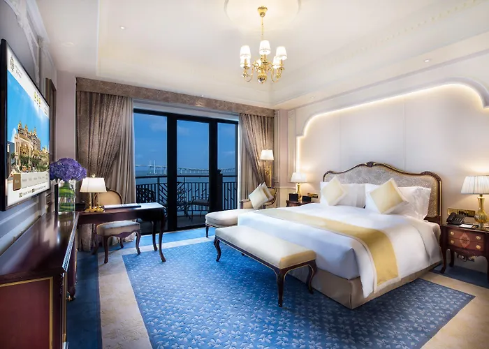 Legend Palace Hotel