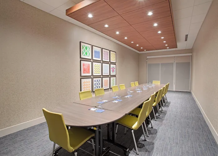 Holiday Inn Express & Suites - Sterling By Ihg