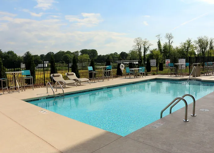 Holiday Inn Express & Suites - Hendersonville Se - Flat Rock By Ihg