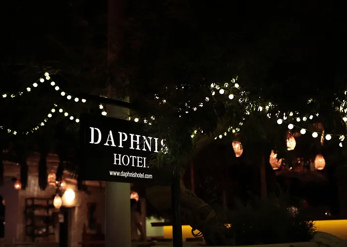 Daphnis Hotel