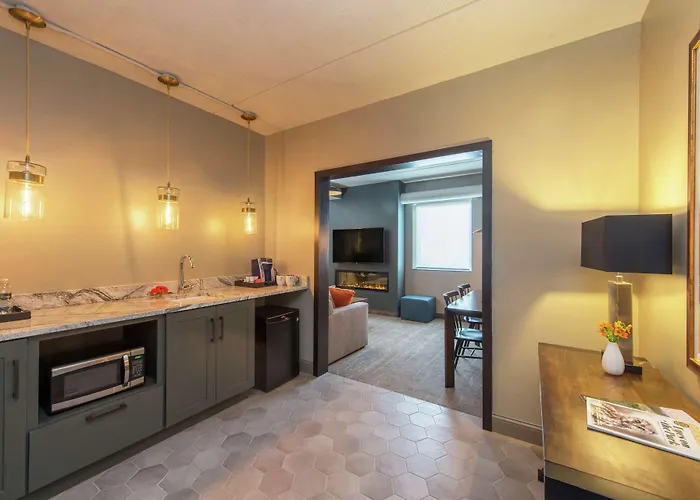 Hotel Saranac, Curio Collection By Hilton