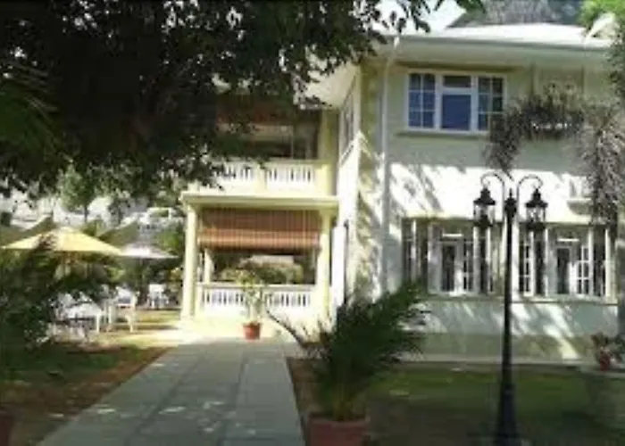 Bel Air Hotel