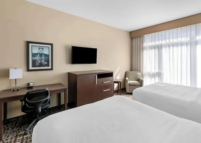 Best Western Plus Hotel Montreal