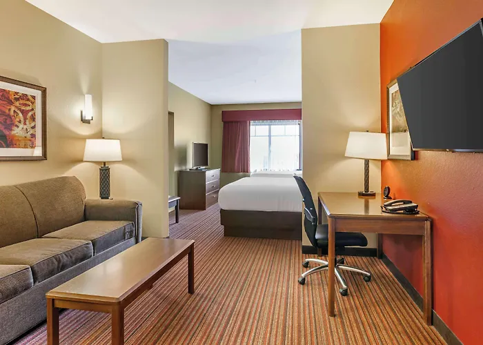 Best Western Plus Chandler Hotel & Suites