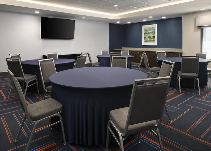 Hampton Inn & Suites Yonkers - Westchester