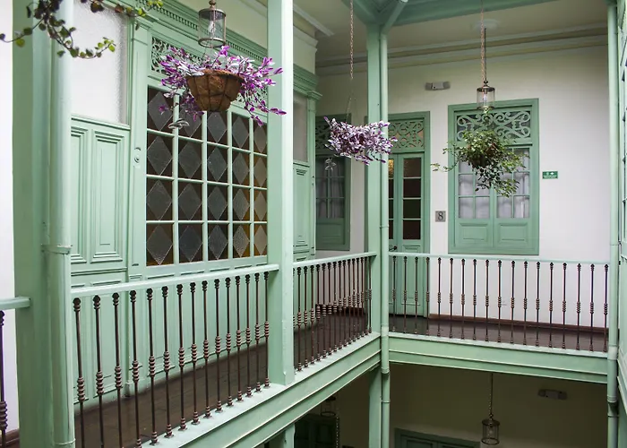 Hotel Casa De La Vega