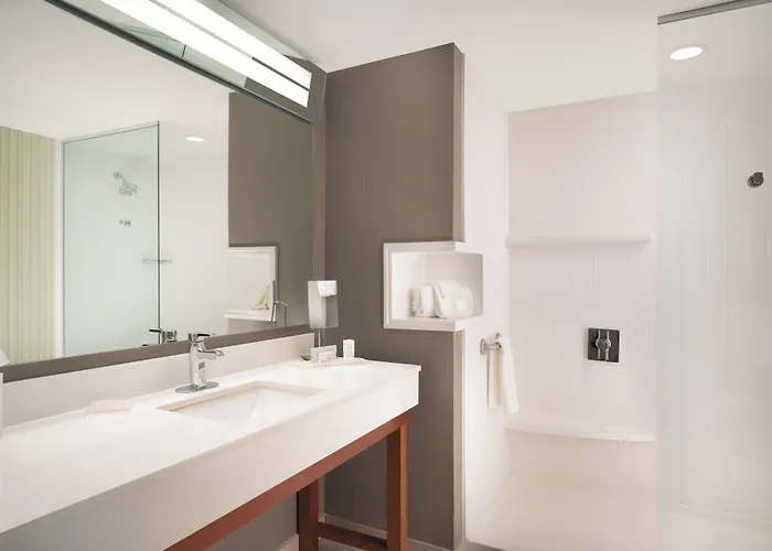 Courtyard By Marriott Nashville Se/Murfreesboro