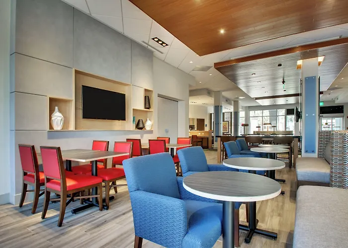 Holiday Inn Express & Suites Charleston Ne Mt Pleasant Us17 By Ihg