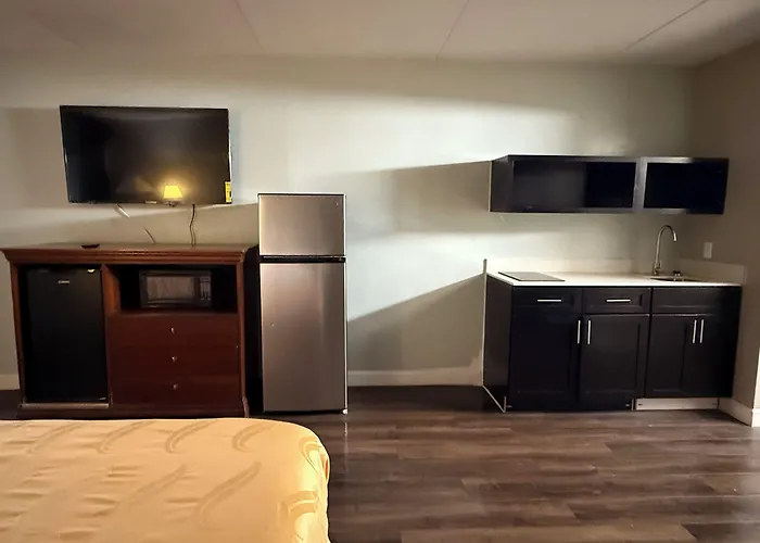 Paris Inn And Suites