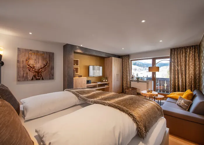 Bayern Resort Hotel - Adults only - mit Zugspitzblick - Eibsee-Nähe - Wellnessbereich - Naturpool im Sommer