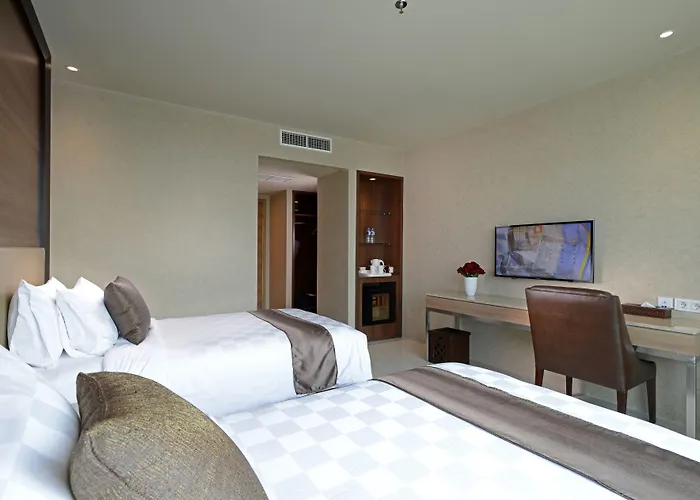 Aria Centra Surabaya