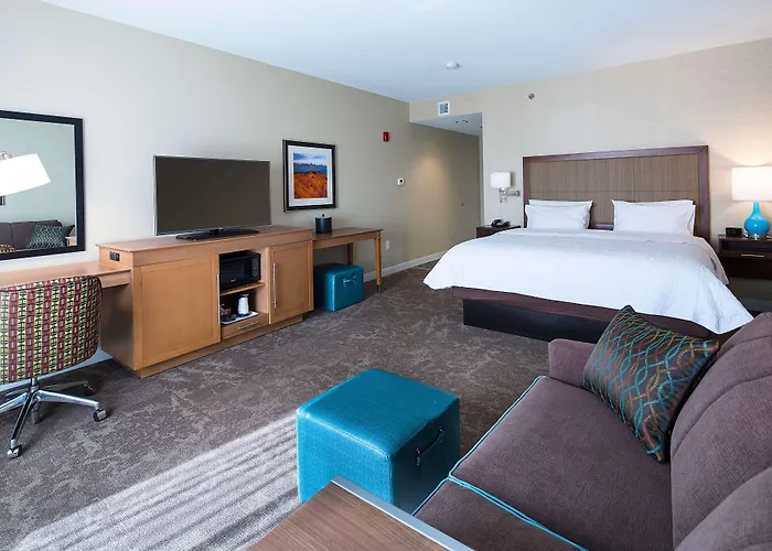 Hampton Inn & Suites Page - Lake Powell