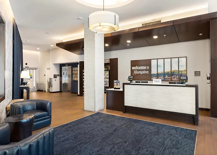 Hampton Inn & Suites Los Angeles - Glendale