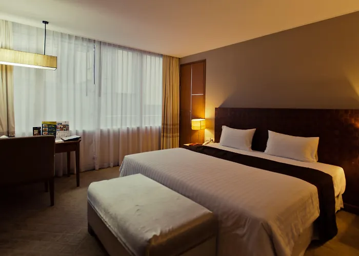 Sunee Grand Hotel And Convention Center
