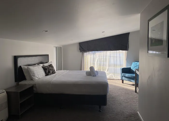 Ramada Hotel & Suites Remarkables Park Queenstown By Wyndham