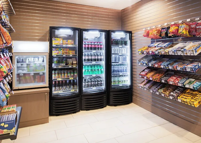 Holiday Inn Express & Suites Kingdom City By Ihg