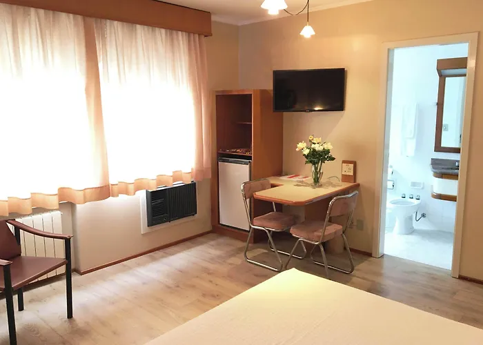 Cosmos Hotel