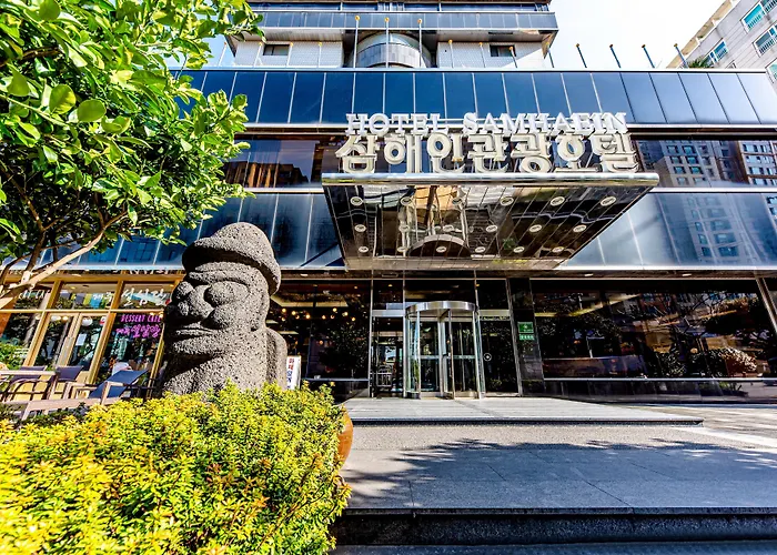 Samhaein Tourist Hotel