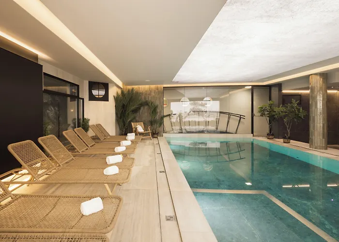 Hotel Beach Palace By Cw Hotel Collection