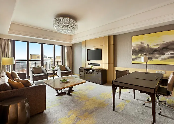 Midtown Shangri-La, Hangzhou, Moments From West Lake