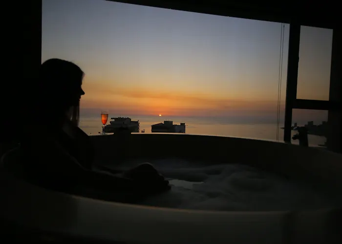 Sunrise Hotel