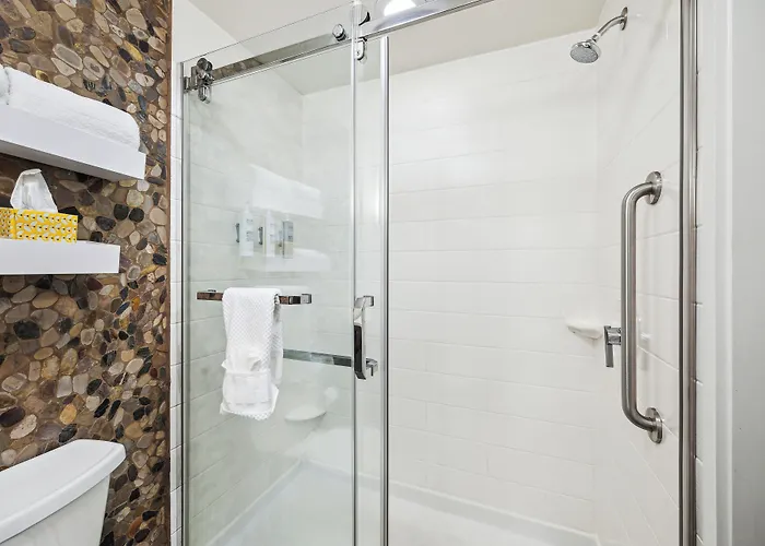 Kozy Hotel Houston North