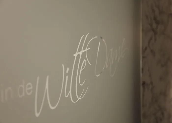 In de Witte Dame Hotel Bar Kitchen Apartments