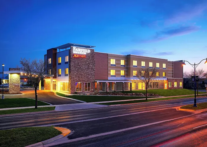 Fairfield Inn & Suites By Marriott Madison Verona