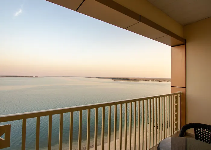 Flamingo Beach Hotel