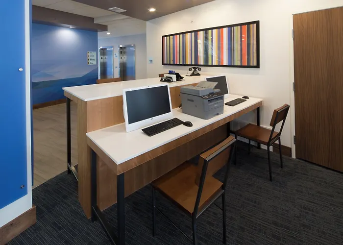 Holiday Inn Express & Suites Alpena - Downtown By Ihg