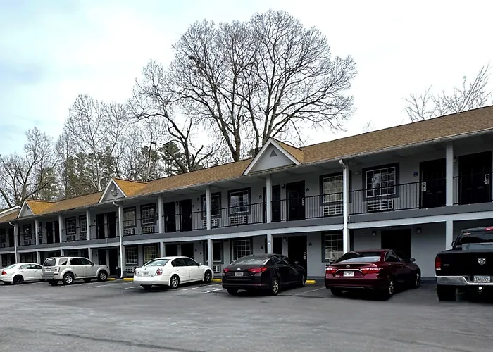 Woodbridge Inn By OYO Rome
