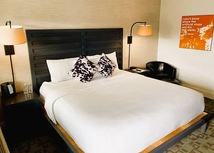 Hotel Hi-Ho - Contactless Check-In