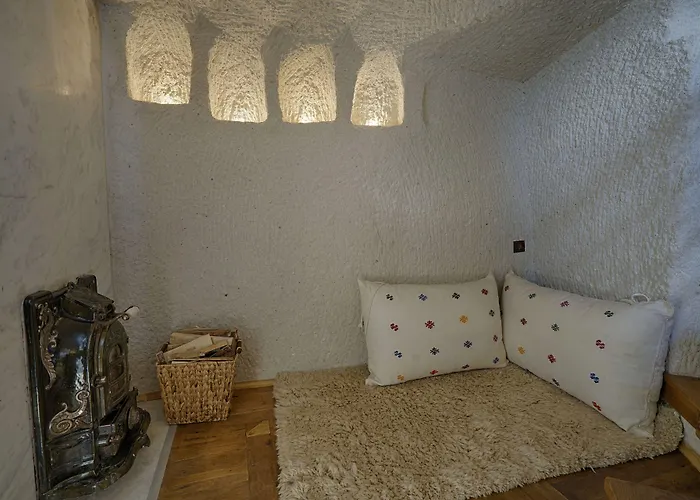 Artemis Cave Suites & Spa- Adults Only