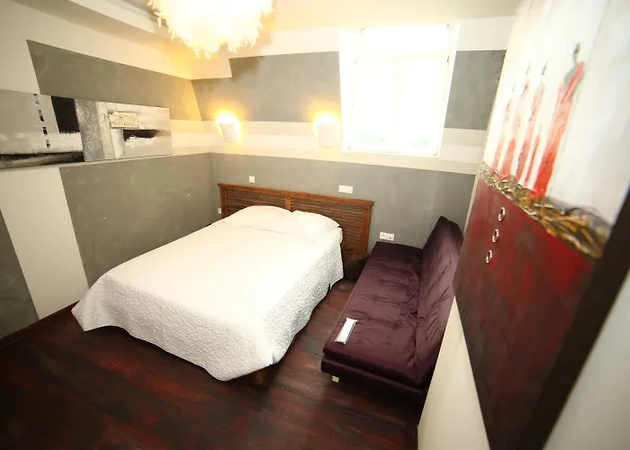 Hotel De France