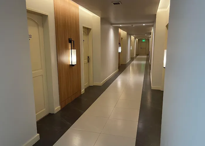 Luisita Central Park Hotel