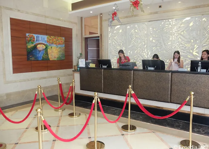 Central Park Tower Resort