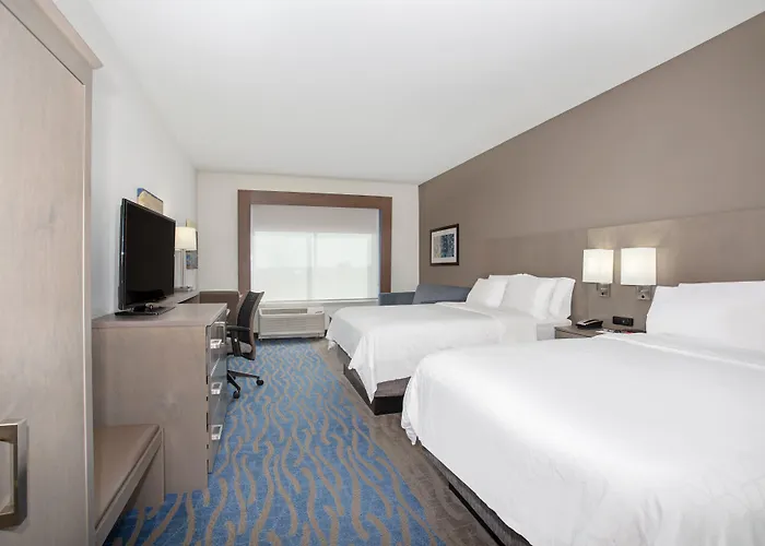Holiday Inn Express & Suites Great Bend By Ihg
