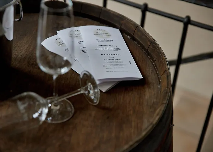 Moselhotel Weinhaus Simon `Sauna`Winzerstube`ELadesäule