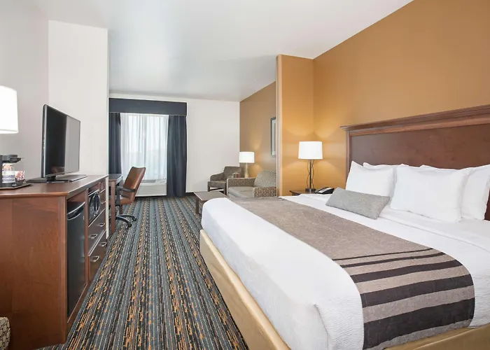 Best Western Plus Lincoln Inn & Suites